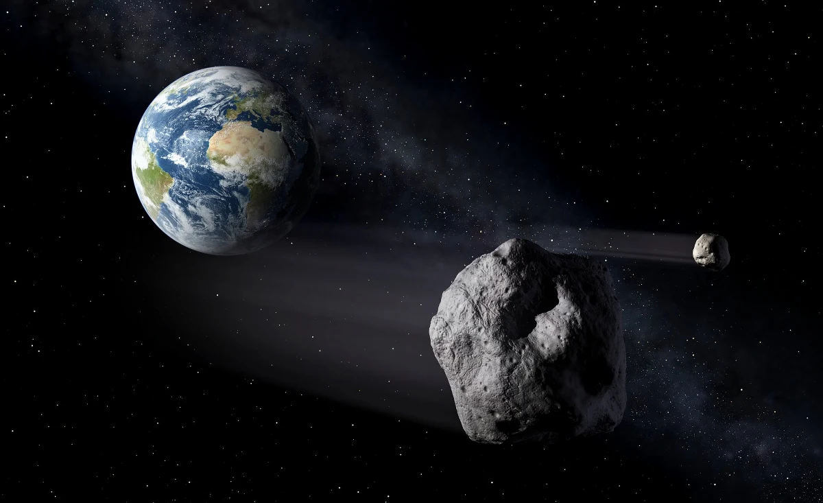Jak informuje Biuro Obrony Planetarnej Europejskiej Agencji Kosmicznej (ESA) w sobotę po południu polskiego czasu w pobliżu Ziemi przeleci planetoida (152637) 1997 NC1. Według najnowszych danych, moment największego zbliżenia do naszej planety nastąpi o godzinie 19:41. Wydarzenie będzie spektakularne z naukowego punktu widzenia, ale nie stanowi dla Ziemi żadnego zagrożenia. Kosmiczna skała minie naszą planetę w odległości 6,66 razy większej niż średni dystans dzielący Ziemię od Księżyca, czyli około 2,5 miliona kilometrów.