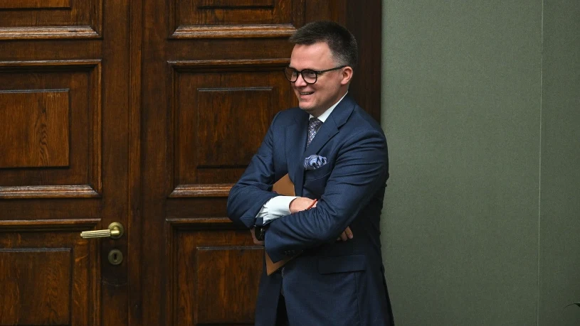 Zaskakująca decyzja Szymona Hołowni. "Sam złożył rezygnację"