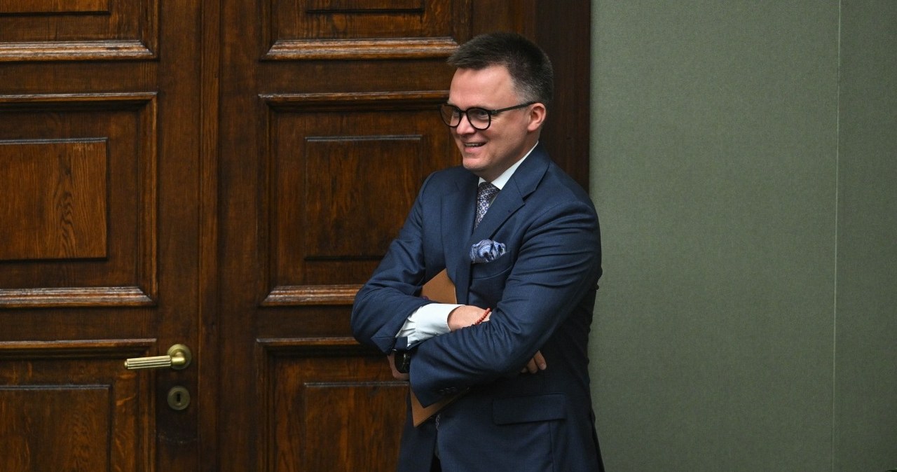 Zaskakująca decyzja Szymona Hołowni. "Sam złożył rezygnację"