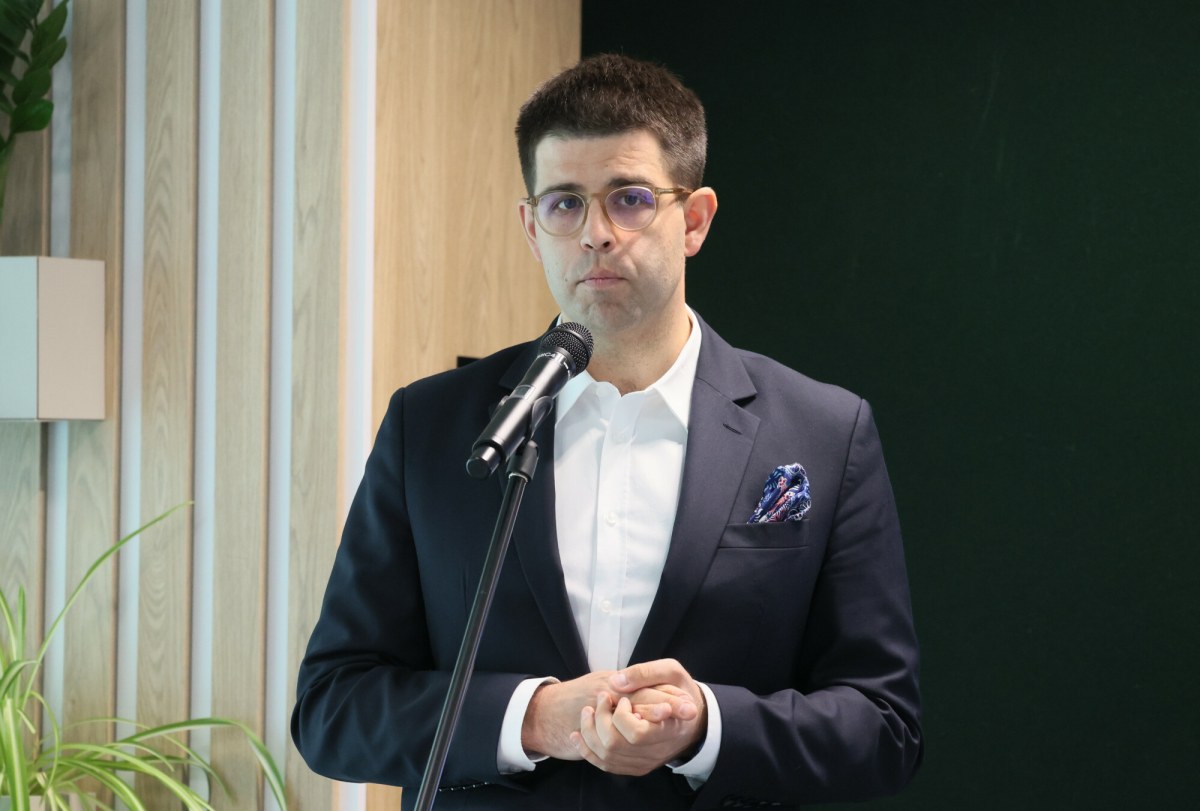 Szef NRL apeluje o nieosądzanie wszystkich lekarzy. Mówi o "maleńkim odsetku" nieuczciwych