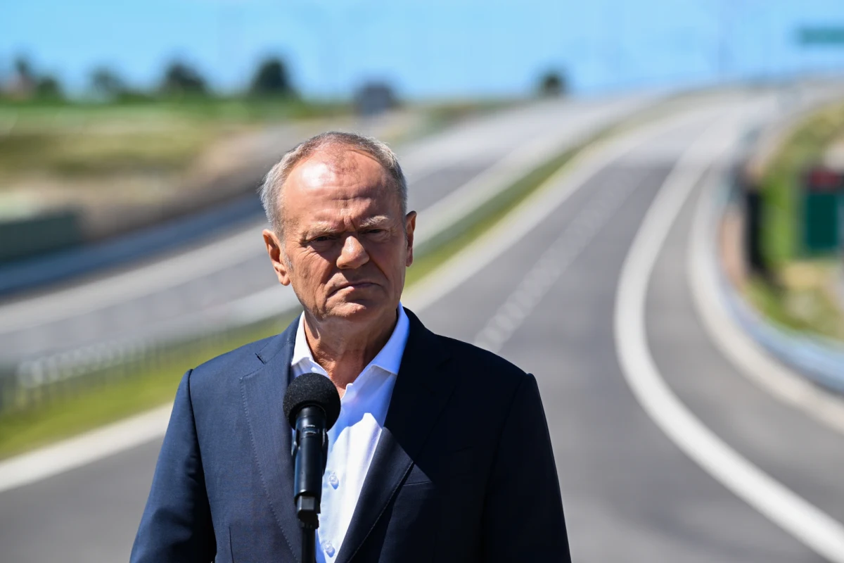 Na początku przyszłego tygodnia najprawdopodobniej dojdzie do spotkania premiera Donalda Tuska z prezesami Narodowego Funduszu Zdrowia - dowiedział się reporter RMF FM Michał Dobrołowicz. Tematem mają być nieprawidłowości dotyczące Warszawskiego Szpitala Południowego i lekarza Dawida Kacprzyka. 