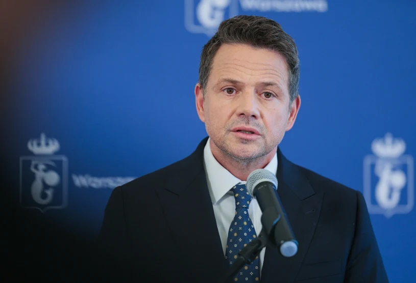 Czarne chmury nad Rafałem Trzaskowskim. Kluczowe głosowanie w Radzie Miasta