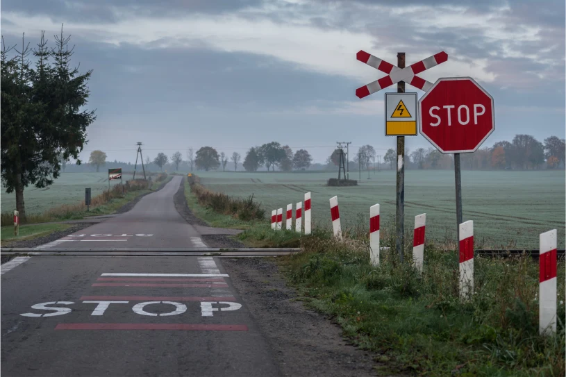 Nowy znak STOP pojawi się w Polsce. Będzie świecił tylko w jednej sytuacji