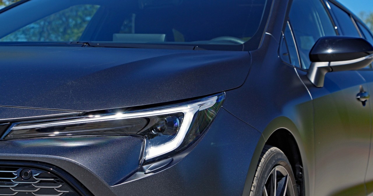 Rekord Toyoty na rynku aut używanych. Hybrydy nie mają sobie równych