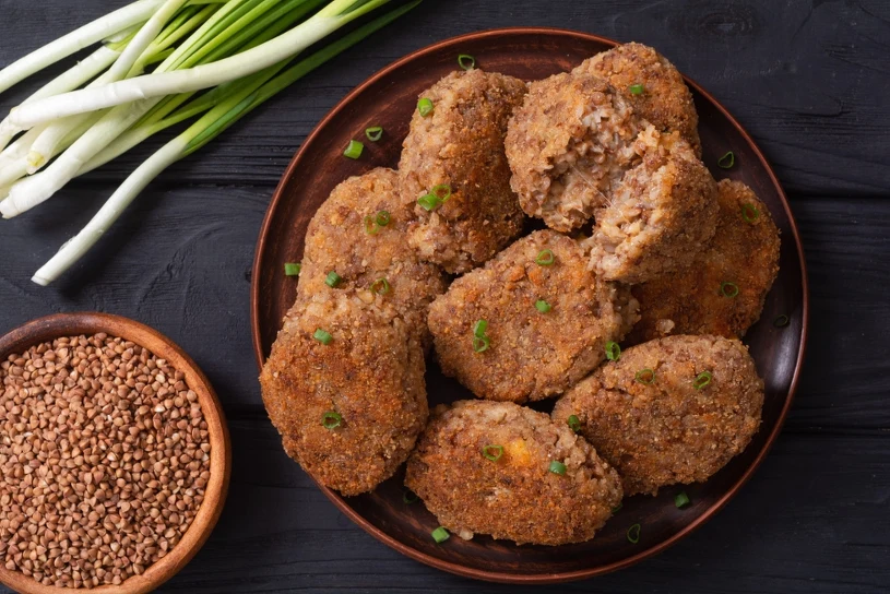 Quick buckwheat patties – healthy, low-calorie and diabetic-friendly