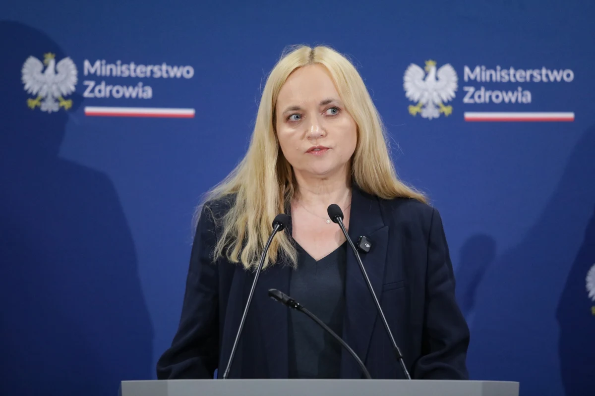 ​"Wszystko, co może podważać zaufanie i poczucie bezpieczeństwa pacjentów do systemu ochrony zdrowia, powinno zostać wyjaśnione w sposób rzetelny i dokładny" - powiedziała minister zdrowia Jolanta Sobierańska-Grenda. Szefowa resortu po raz pierwszy publicznie odniosła się do afery w Szpitalu Południowym w Warszawie. "Chcemy zlikwidować kominy płacowe. Musimy stworzyć dialog, w którym będzie to możliwe" - powiedziała minister.