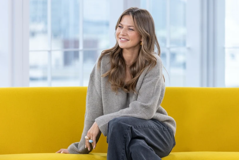 Minimalizm i kwiatowe detale. Anna Lewandowska pokazuje najgorętszy trend lata 2026