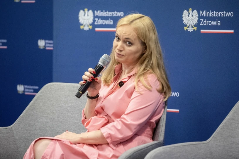 57,5% Polaków chce dymisji minister zdrowia po aferze w Szpitalu Południowym