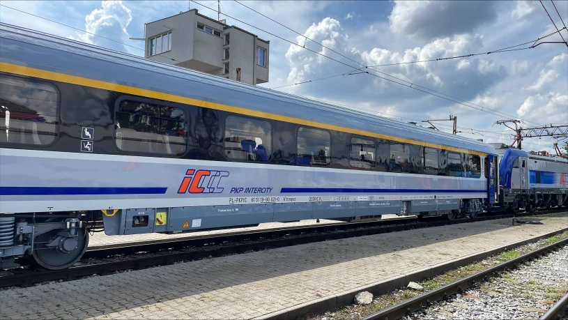Kolej w kryzysie. Uszkodzenie infrastruktury na Mazowszu sparaliżowało połączenia