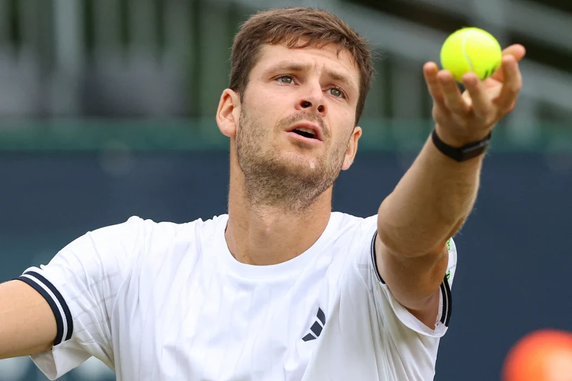 Hurkacz pokonał Ruuda po dramatycznym tie-breaku w Wimbledonie