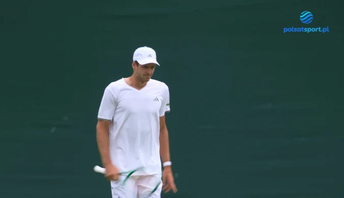 Hubert Hurkacz lepszy od Ruuda. Polak w kolejnej rundzie WImbledonu [WIDEO]