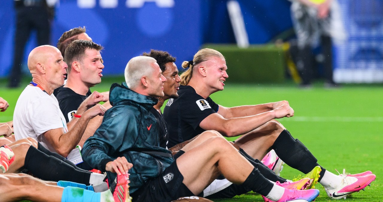 Norwegowie i ich znak firmowy na mundialu. Fani metalu znają to od lat