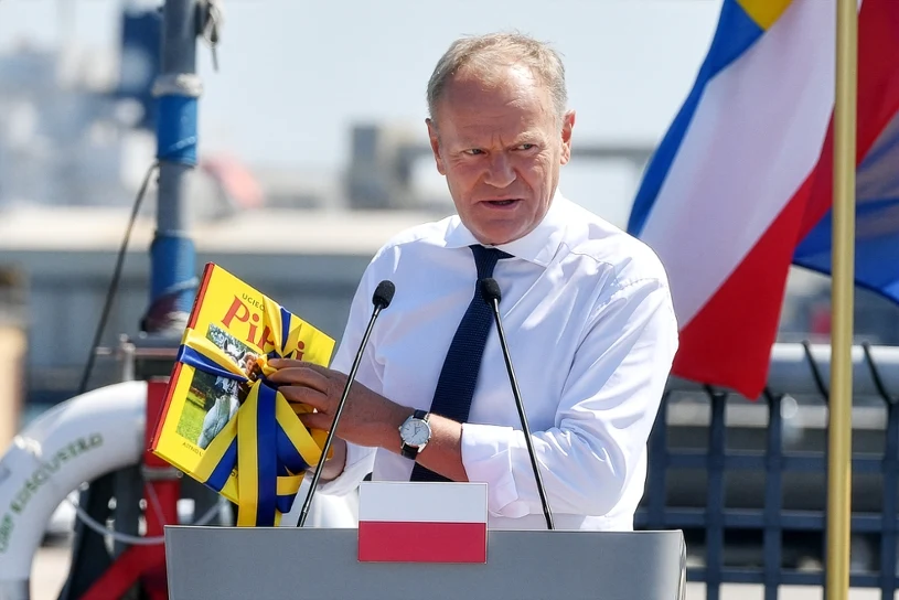 Poland to buy 3 Swedish A26 submarines; Tusk received children's books for grandchildren