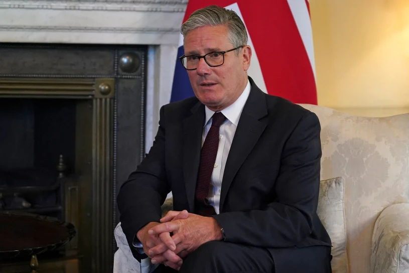 "Coś kosztem czegoś". Starmer ogłosił plan wydatków na obronność
