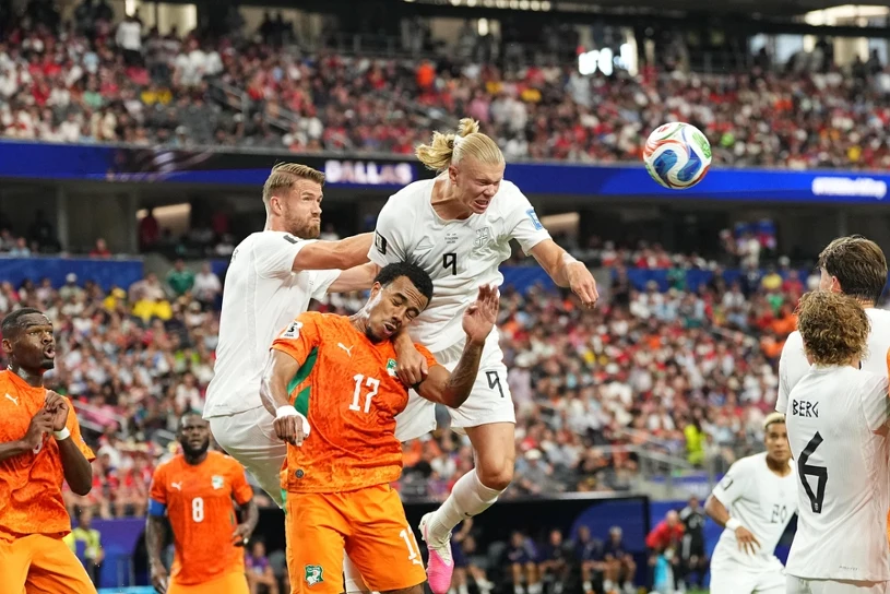Haaland strzela gola na 2:1 — Norwegia zagra z Brazylią w 1/8 finału