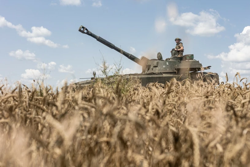 Heatwave turns T-72 tanks into "giant ovens" on Ukraine's front lines
