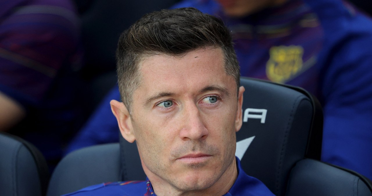 Miał wylecieć razem z Lewandowskim, a tu zwrot. Wybrali go zamiast Polaka