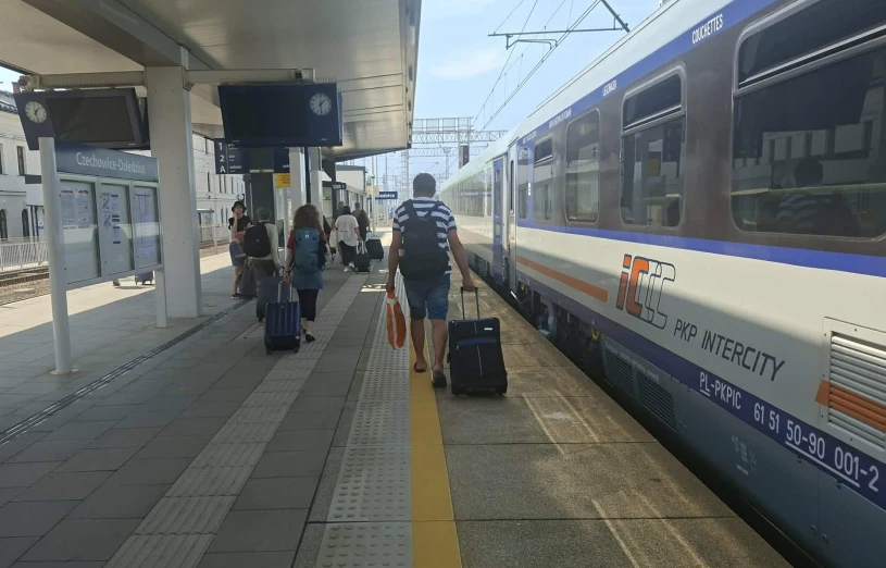 PKP Intercity's Adriatic Express Trip Plagued by Chaos, Delays and Breakdowns