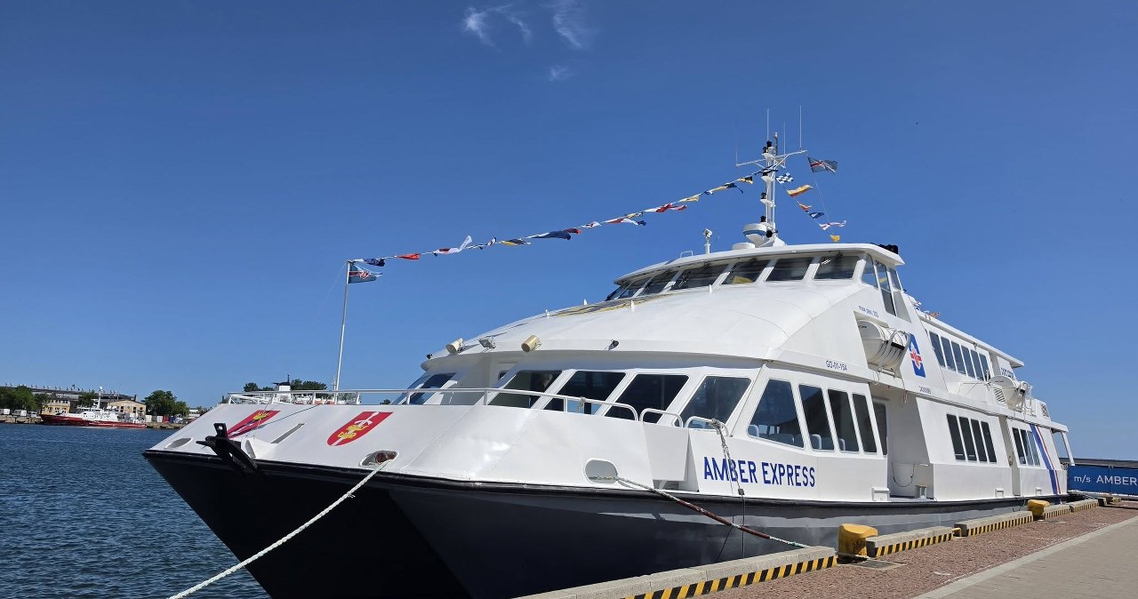 Amber Express mknie na Hel. Czy to koniec koszmarnych korków nad morzem?