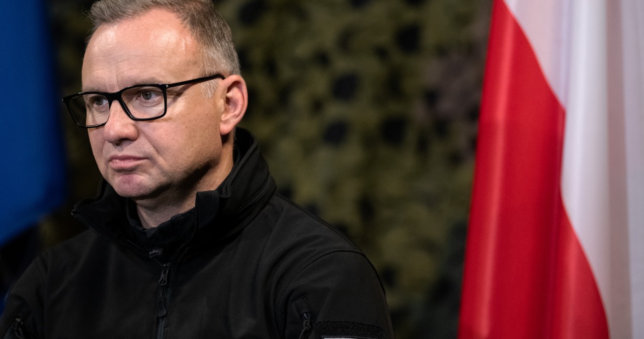 Zamieszanie po spotkaniu Dudy z generałem. "Od razu złożył meldunek"