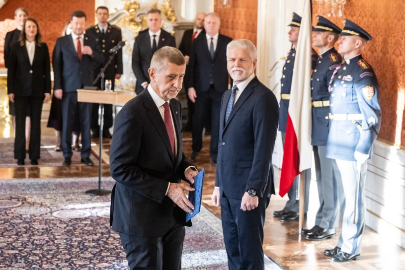 Konflikt na linii prezydent - premier zaostrza się. Spór u sąsiada Polski