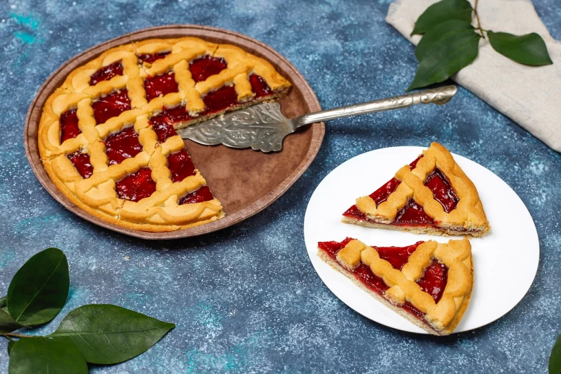 Crostata z dżemem: włoskie ciasto gotowe w kilka minut