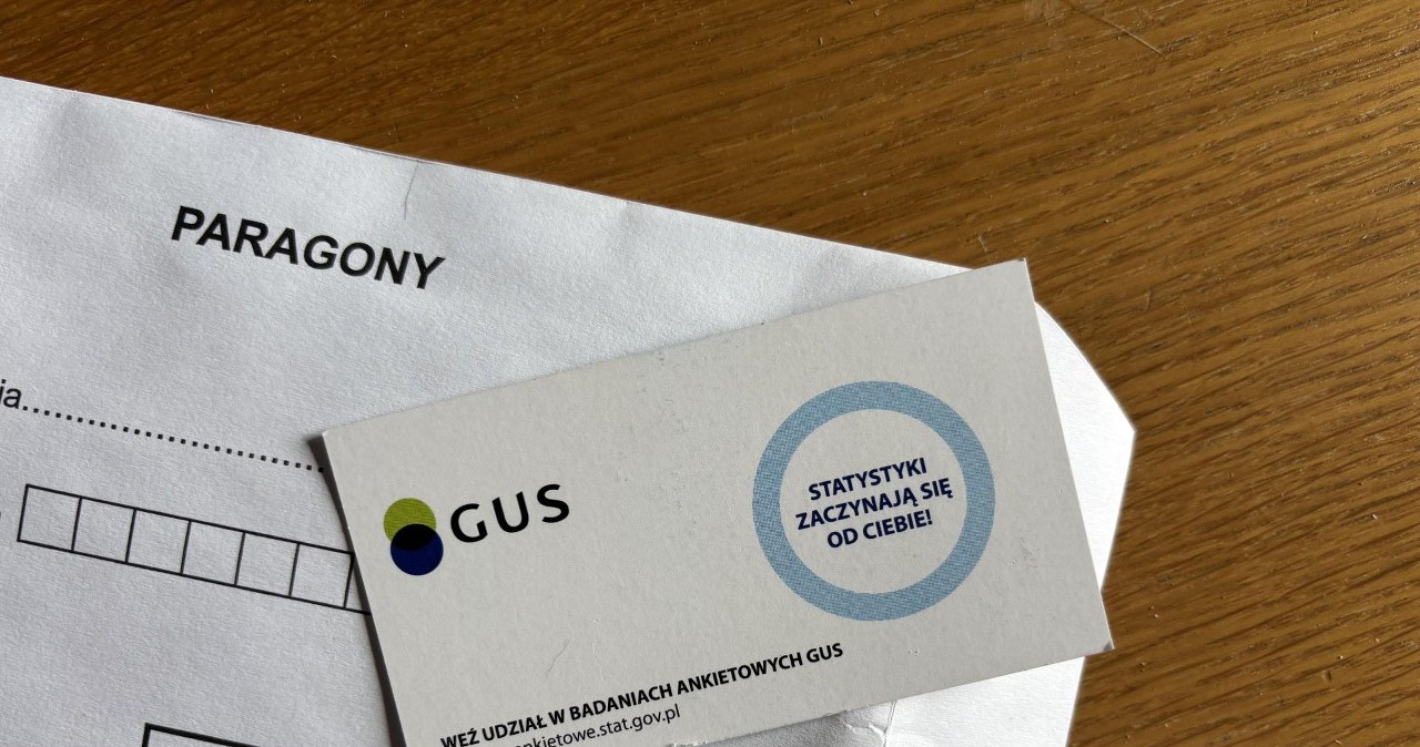 Dają specjalną kopertę, ale najpierw pytają o paragony. GUS puka do drzwi