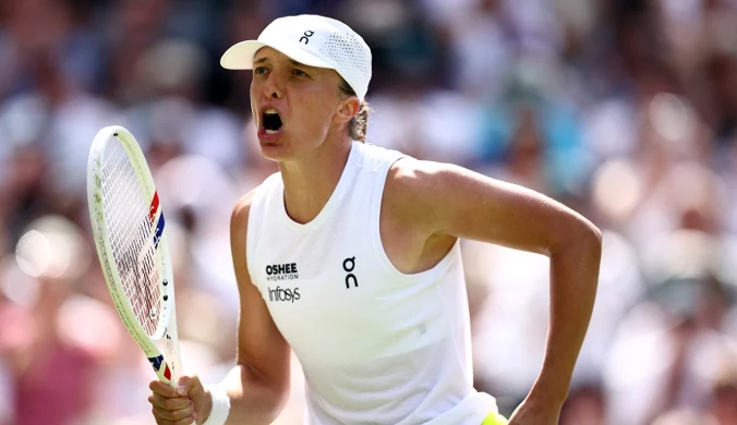 O której gra Iga Świątek? Gdzie oglądać mecz z Alexandrą Ealą? [TRANSMISJA, WIMBLEDON]