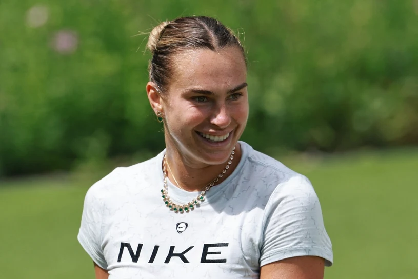 Sabalenka Beats Ostapenko, Praises Osaka Ahead of Wiktorowski-Coached Clash