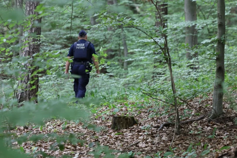 Borków: 65-latek podejrzany o śmierć żony zatrzymany po obławie