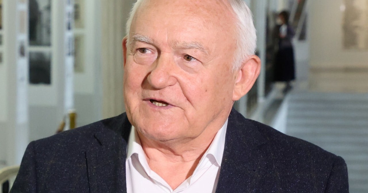 Leszek Miller żalił się na emeryturę. Takie kwoty trafiały na jego konto