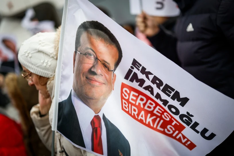 Imamoglu stanie przed sądem — grozi mu 2352 lat więzienia