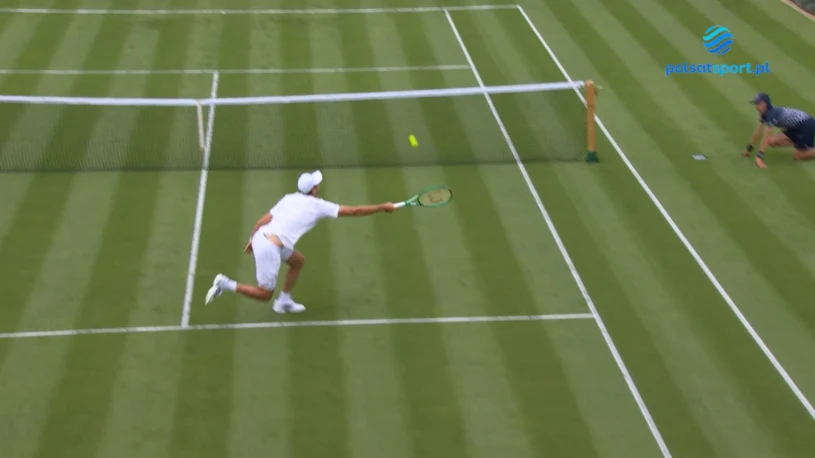 Hurkacz skreczował w 5. secie Wimbledonu z powodu kontuzji