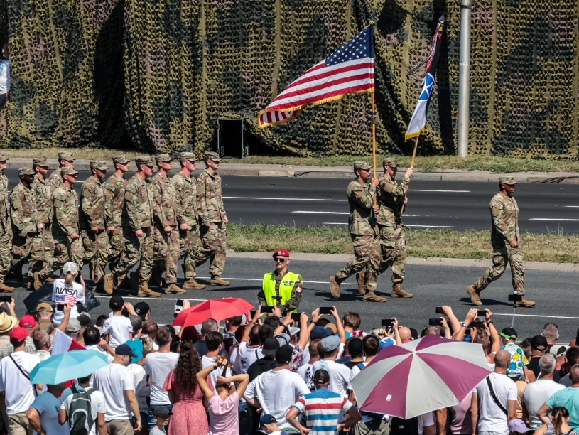 USA wyślą kolejnych żołnierzy do Polski i rozważają stałą bazę wojskową