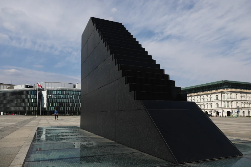 Hackers replaced Warsaw landmarks in Google Maps with offensive names