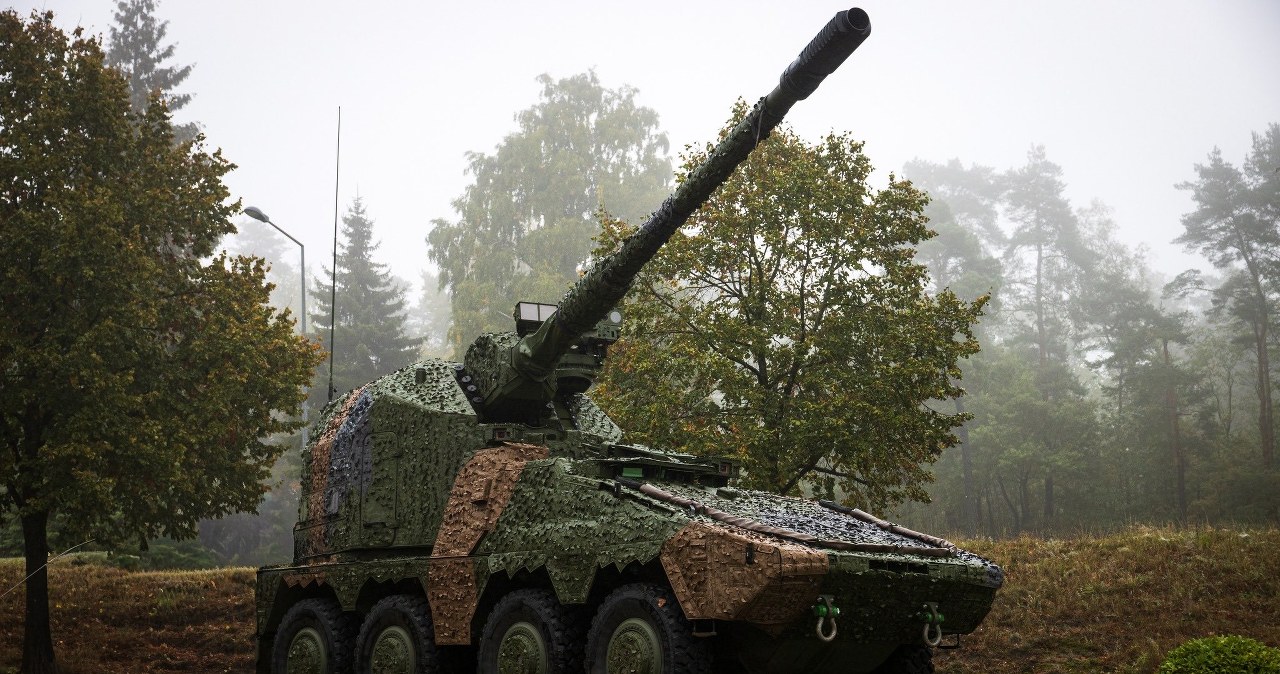RCH 155, nowa artyleria z Niemiec, już "sprawdzona w boju"