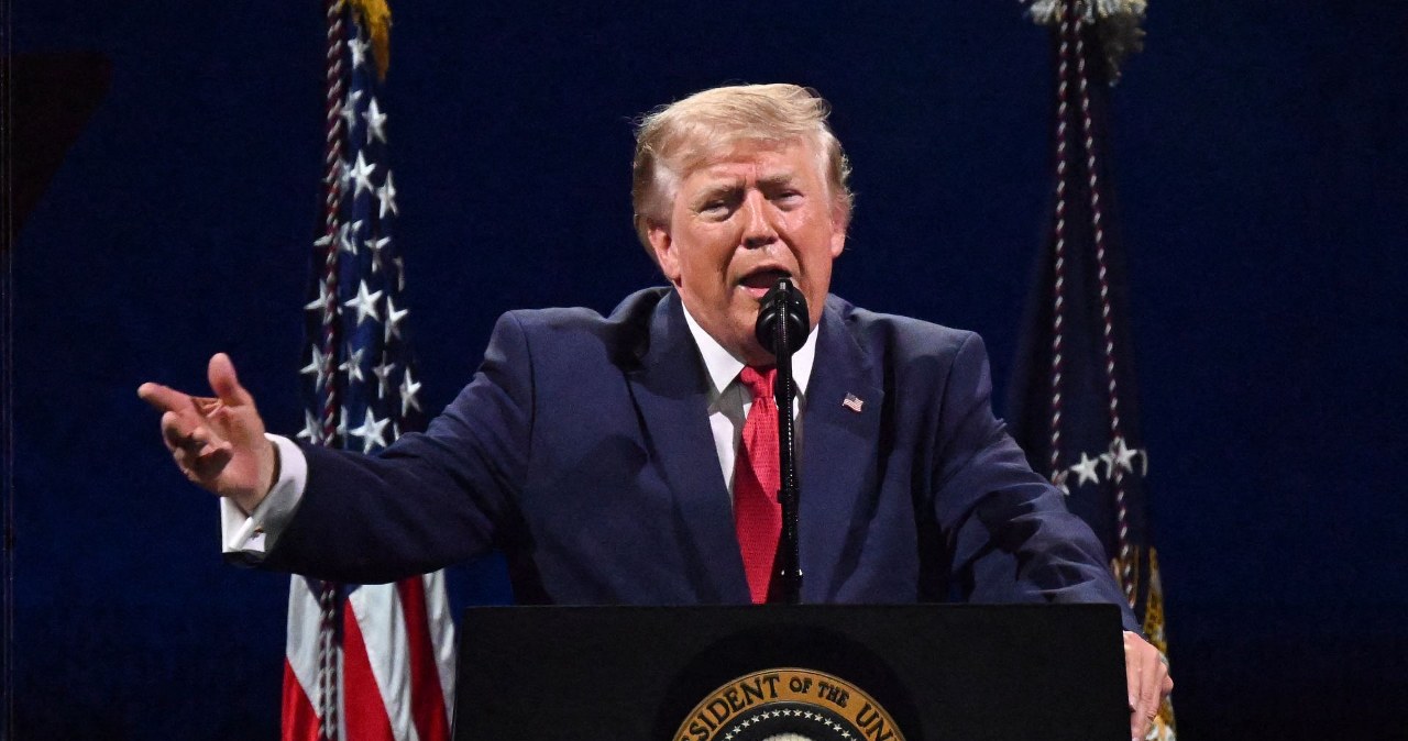 Trump się nie wahał, kolejna interwencja Białego Domu. Wrze po tej decyzji