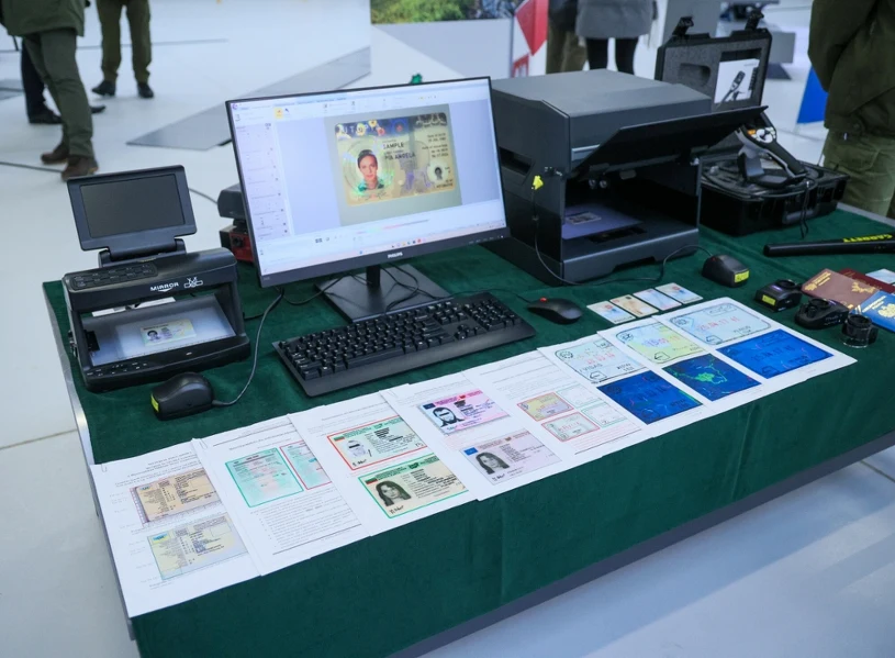 Polska dołącza do systemu ICAO weryfikacji paszportów biometrycznych