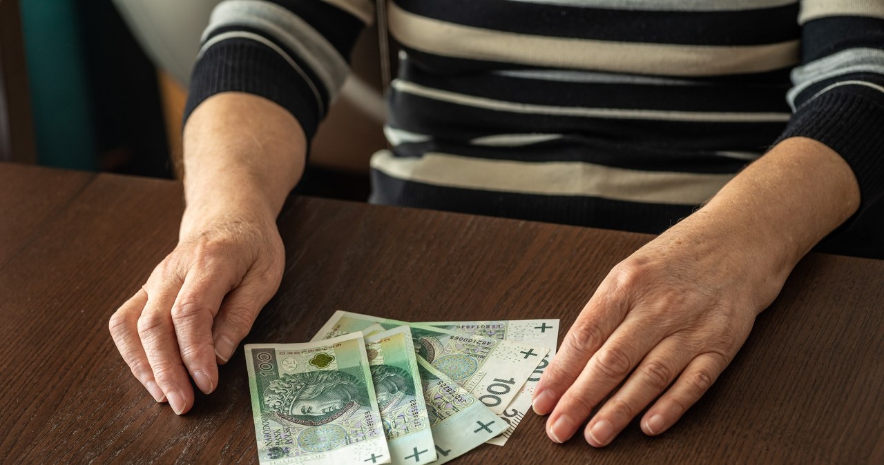 Wielu seniorów nie składa wniosku. Tracą w ten sposób 500 zł do emerytury