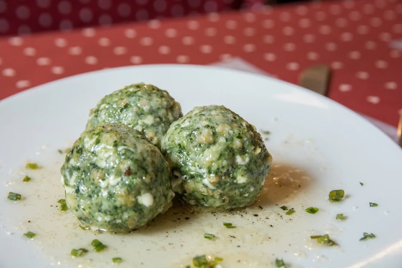 Spinach and Gorgonzola Dumplings with Butter — a Quick Summer Recipe