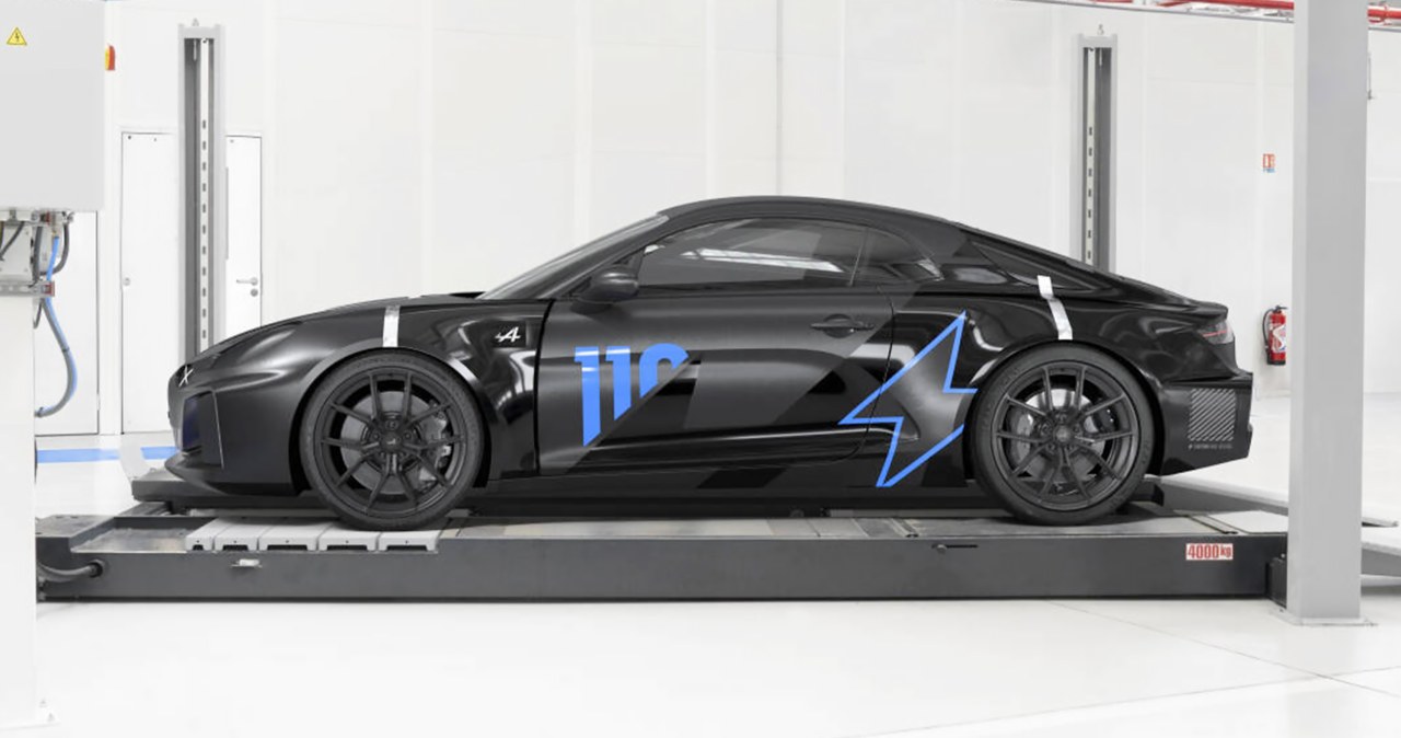 Nowe Alpine A110 ujawnione. Technologia 800 V i dwa silniki elektryczne