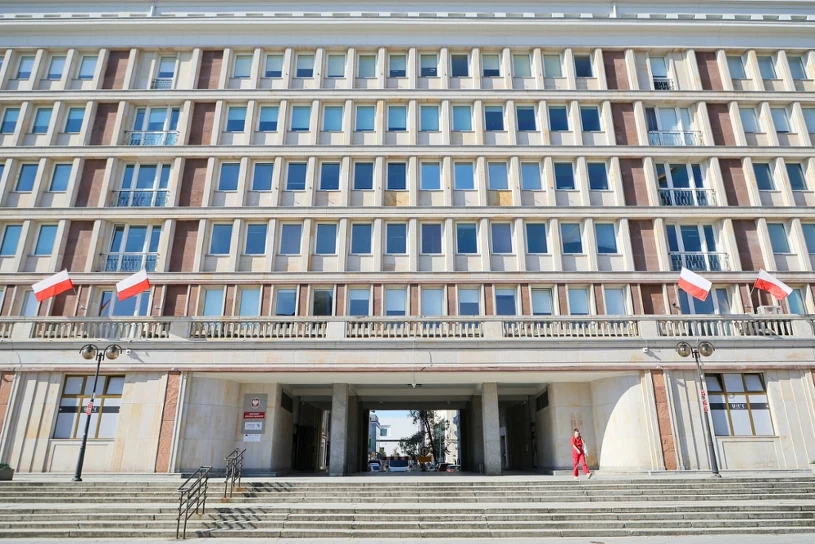 UOKiK i policja przeszukały BIK oraz trzy banki ws. zdolności kredytowej