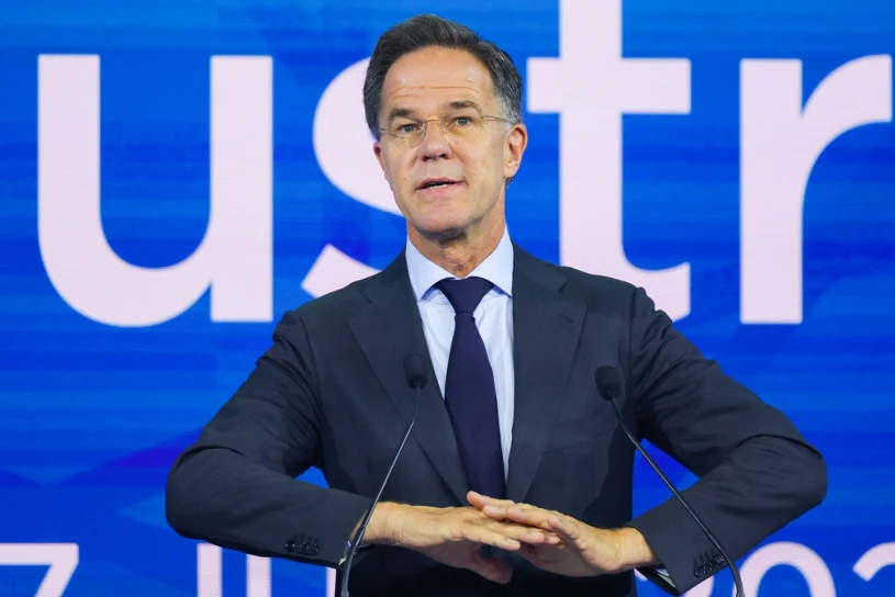 NATO zatwierdza projekt infrastruktury paliwowej za 27 mld euro. Polska może zyskać