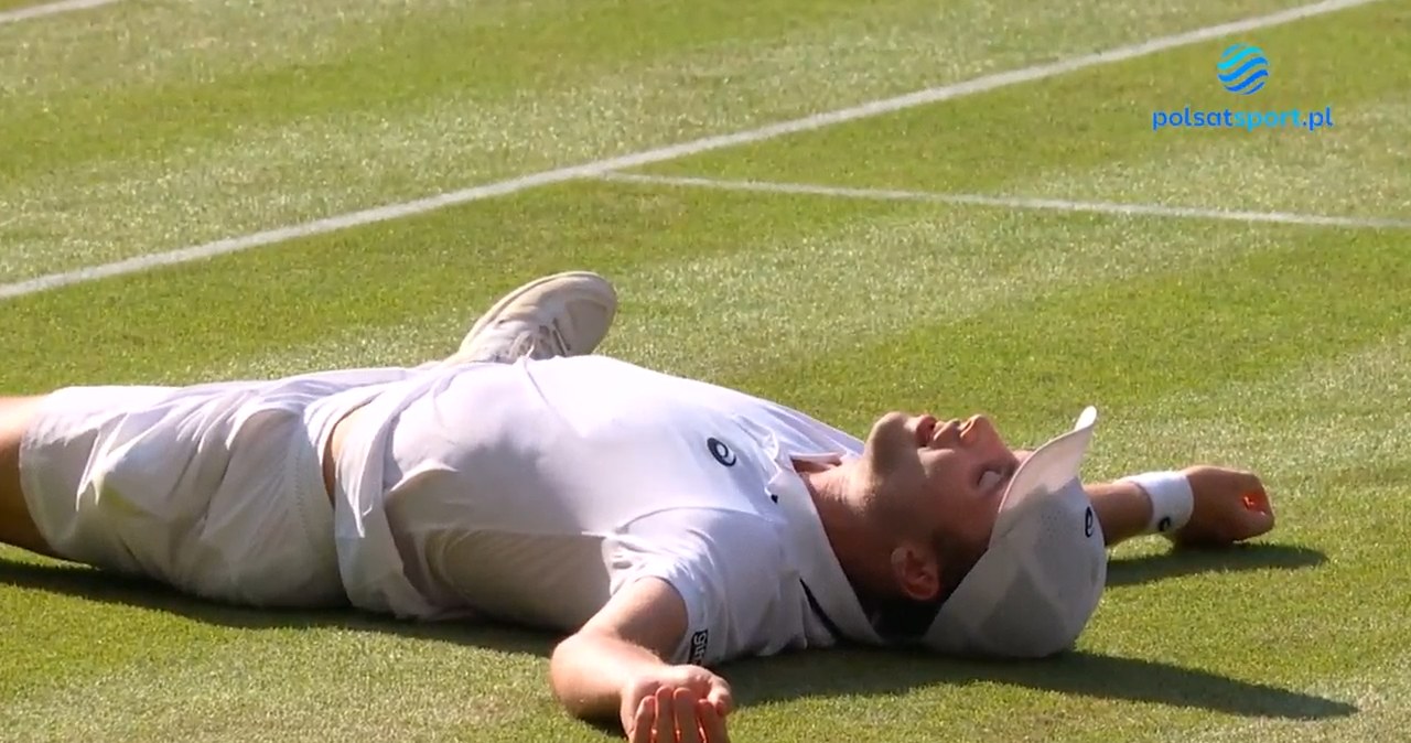 Zawodnik z dziką kartą w półfinale Wimbledonu. Fery odleciał [WIDEO]