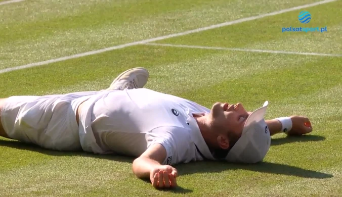 Zawodnik z dziką kartą w półfinale Wimbledonu. Fery odleciał [WIDEO]