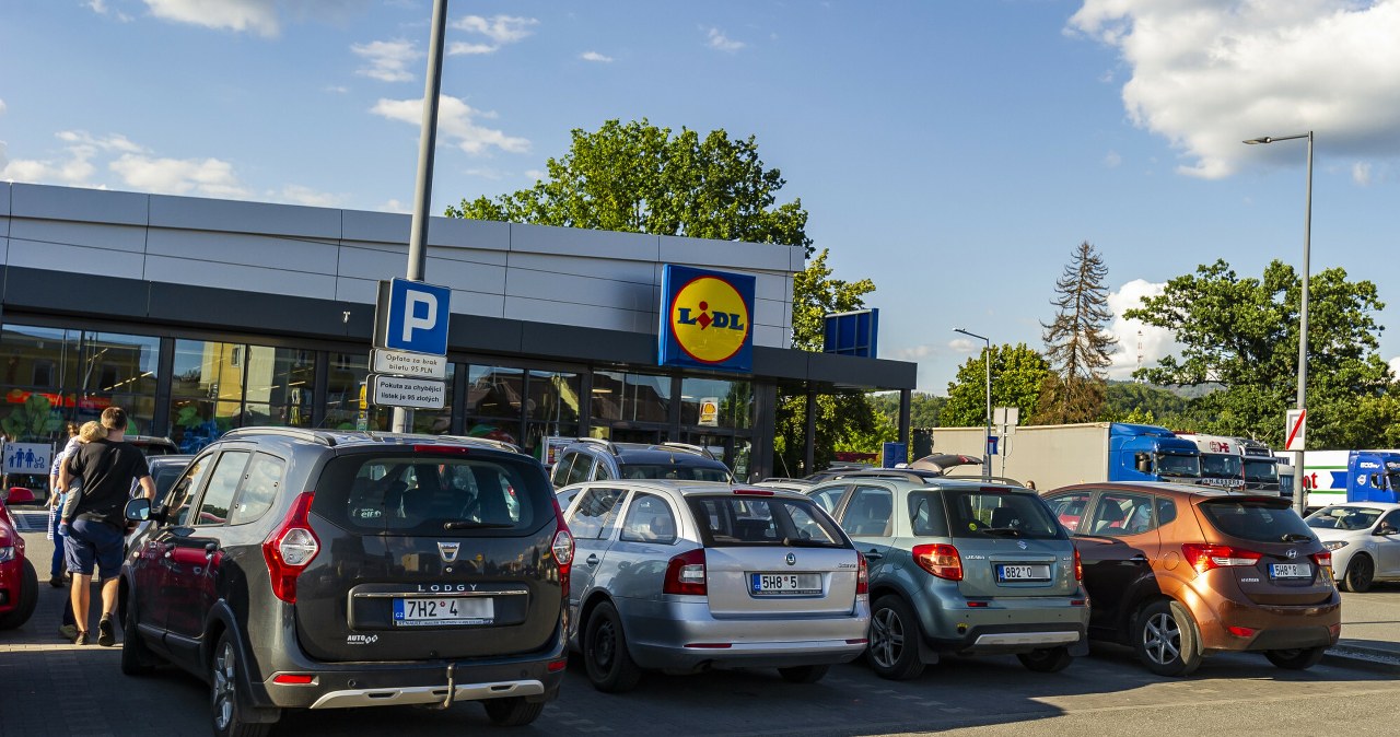 Lidl i Biedronka naraziły się Czechom. "Dyskontowe eldorado"