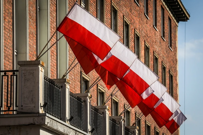 Dwa dni pamięci narodowej. Urzędy wywieszą biało-czerwone flagi