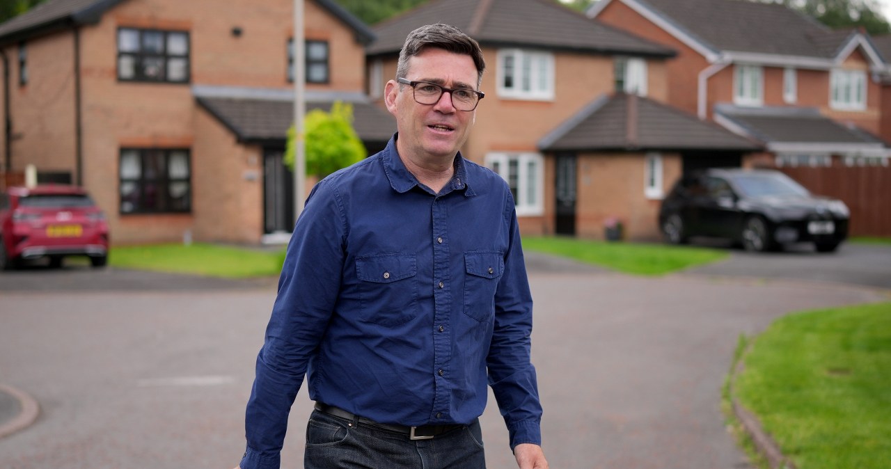"Twarda siła". Andy Burnham idzie po fotel premiera Wielkiej Brytanii