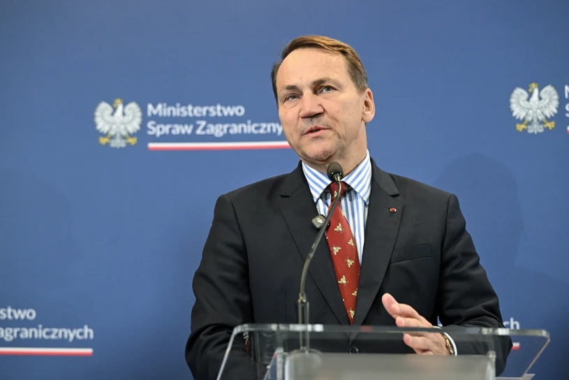 "Musicie nam zaufać, mamy informacje". Sikorski wprost o planach Rosji