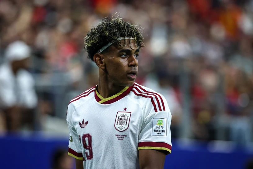 Yamal hits back at critics after poor Portugal display: 'Everyone must shut up'